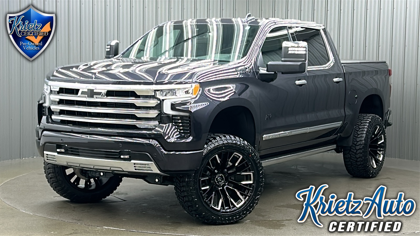 Lifted 2024 Chevrolet Silverado 1500 High Country Premium Pkg Short Bed w/ Power Steps & Sunroof