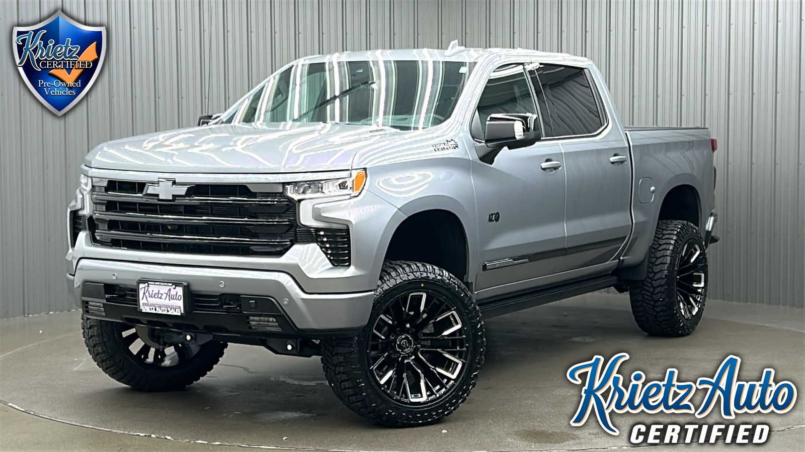 Lifted 2023 Chevrolet Silverado 1500 High Country Premium Short Bed w/ COLORMATCH & Sunroof