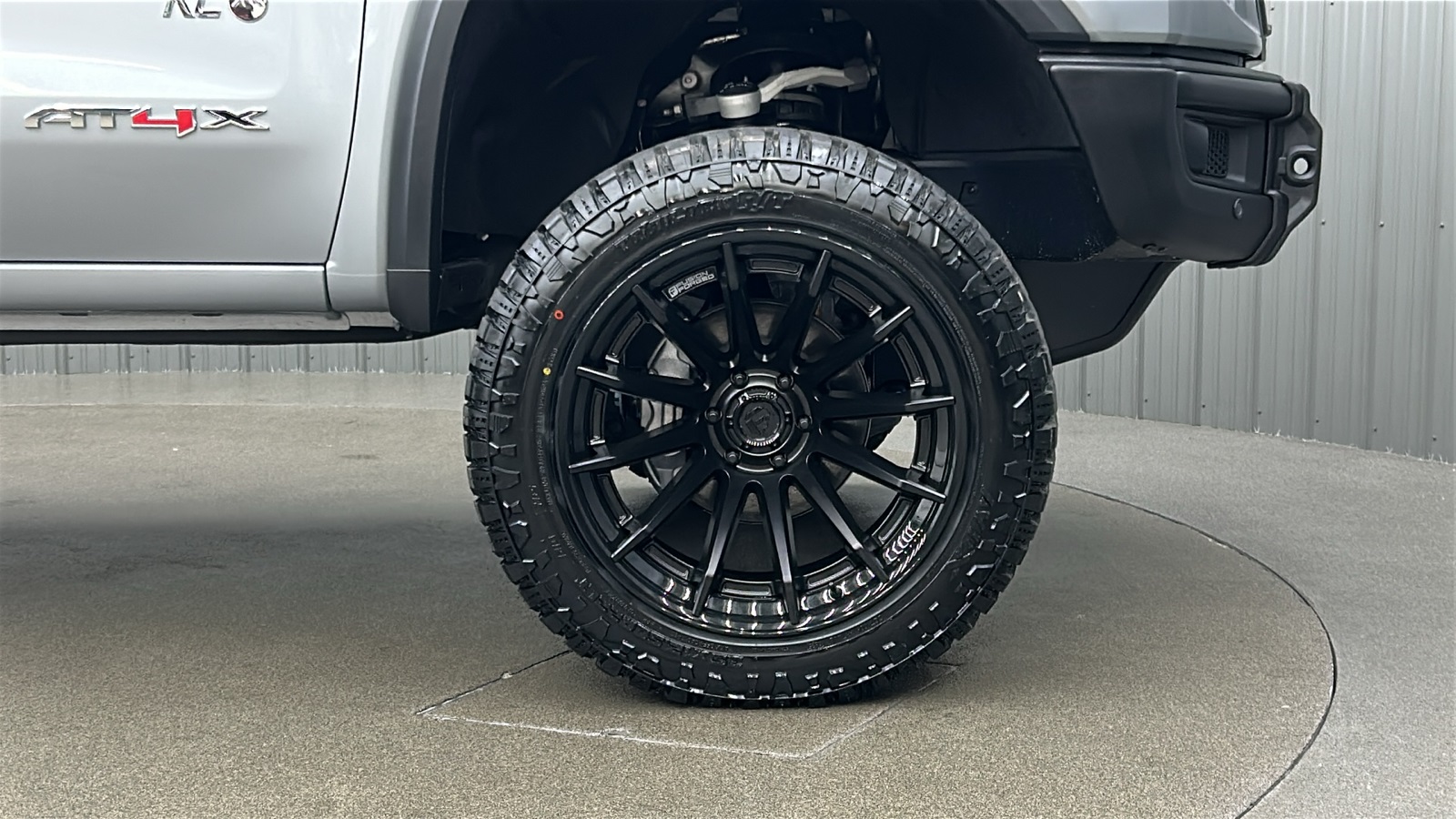 2025 Gmc Sierra 1500 AT4X photo 10
