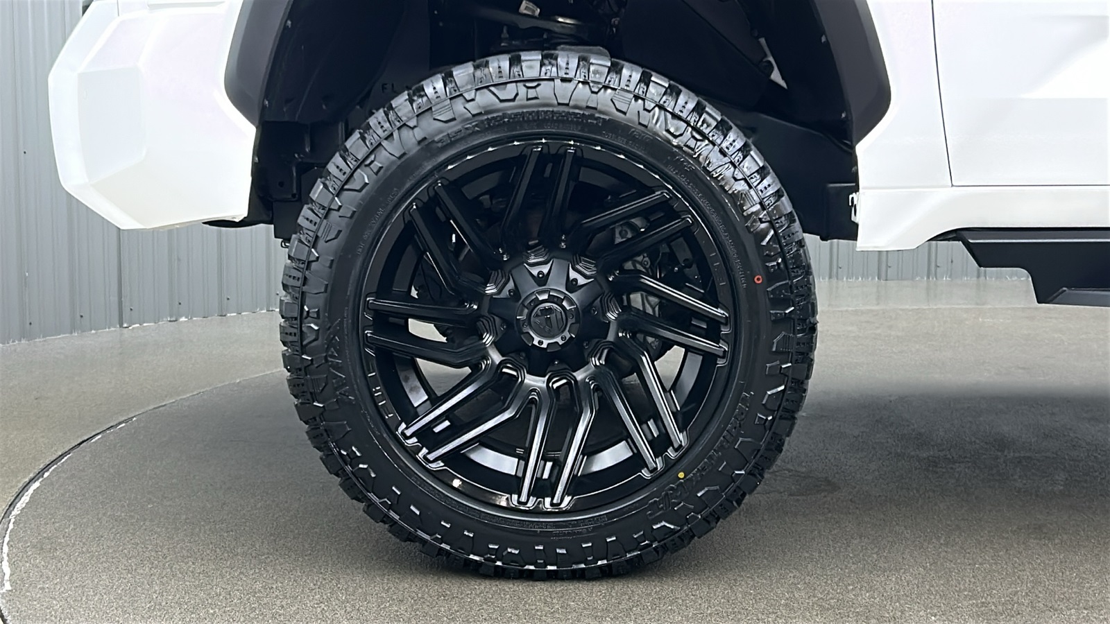 2024 Toyota Tundra SR5 photo 10