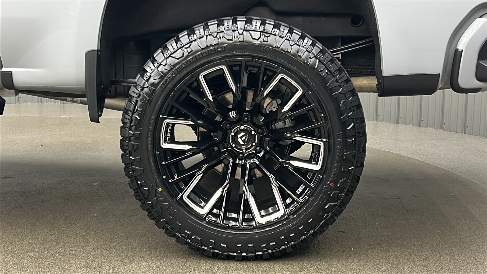 2024 Chevrolet Silverado 1500 RST Z71 photo 12