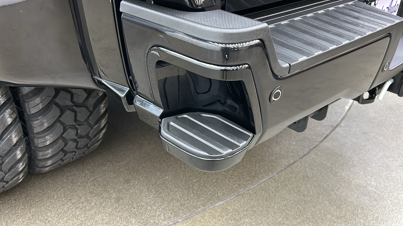 2025 Ford F-450 photo 13