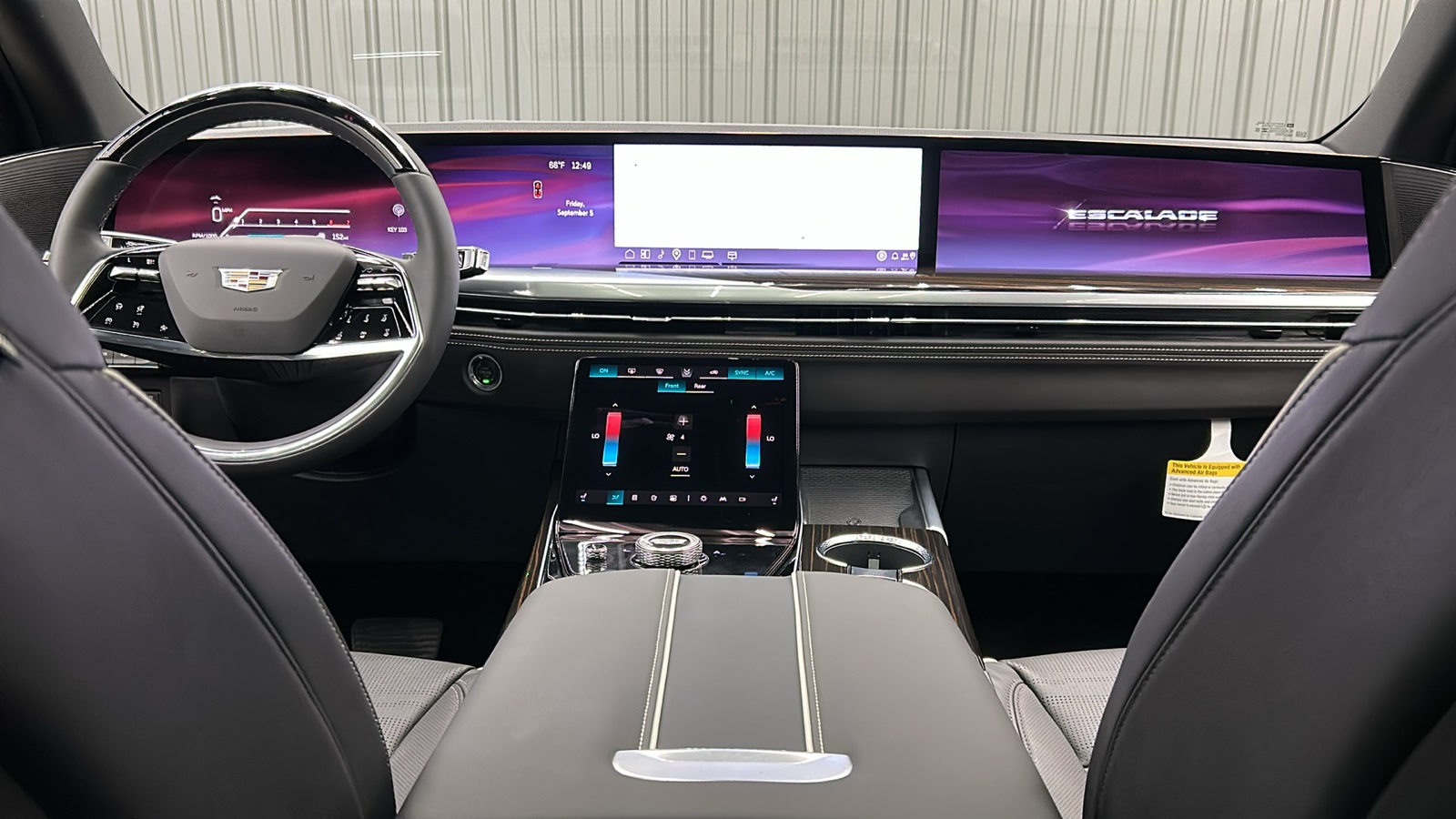 2025 Cadillac Escalade Premium Luxury photo 20