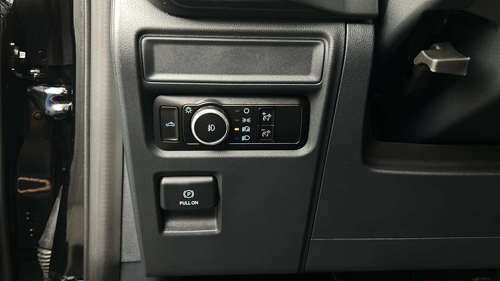 2024 Ford F-150 STX FX4 photo 21