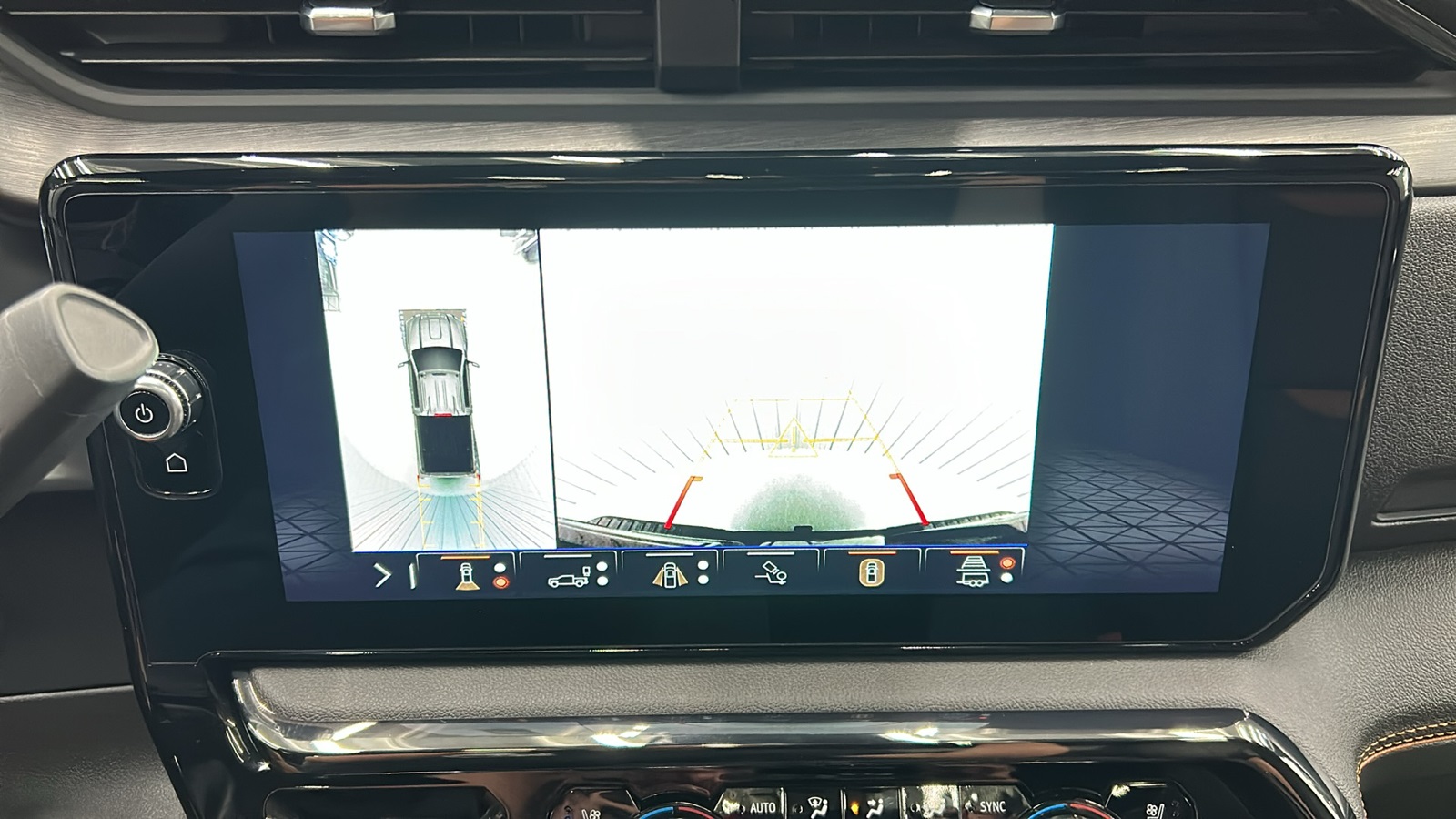 2024 Gmc Sierra HD AT4 photo 19