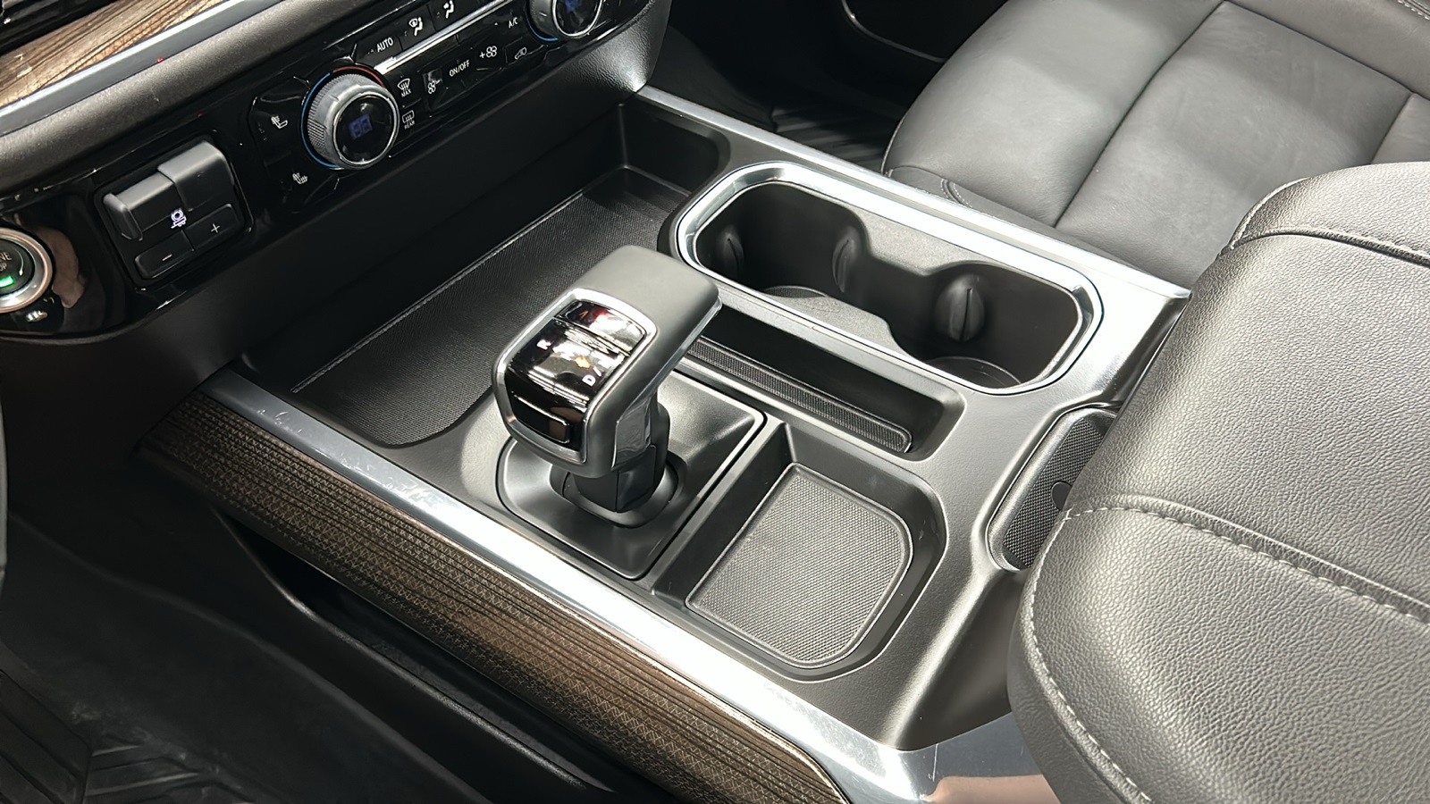 2024 Chevrolet Silverado 1500 RST Z71 photo 24