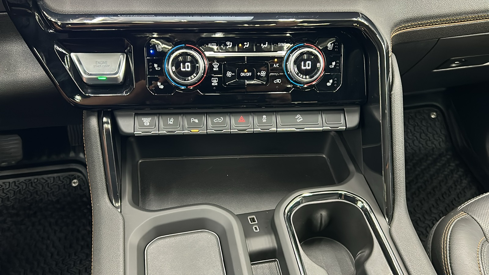 2024 Gmc Sierra HD AT4 photo 21