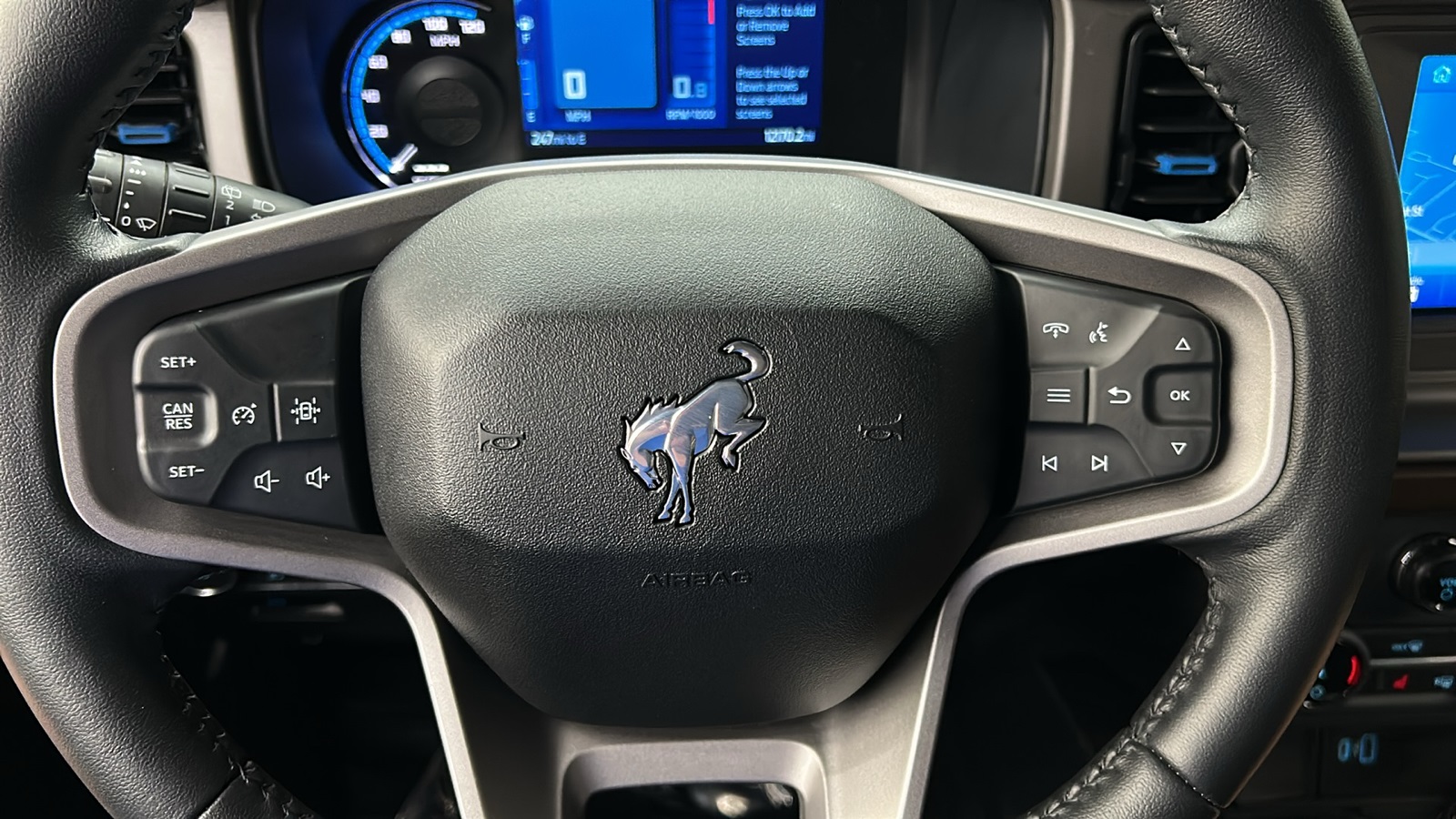 2022 Ford Bronco Outer Banks photo 23
