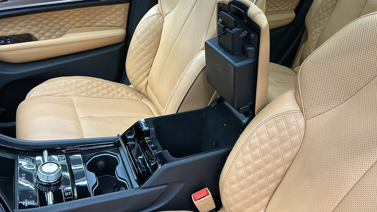 2023 Jeep Grand Cherokee Summit photo 22