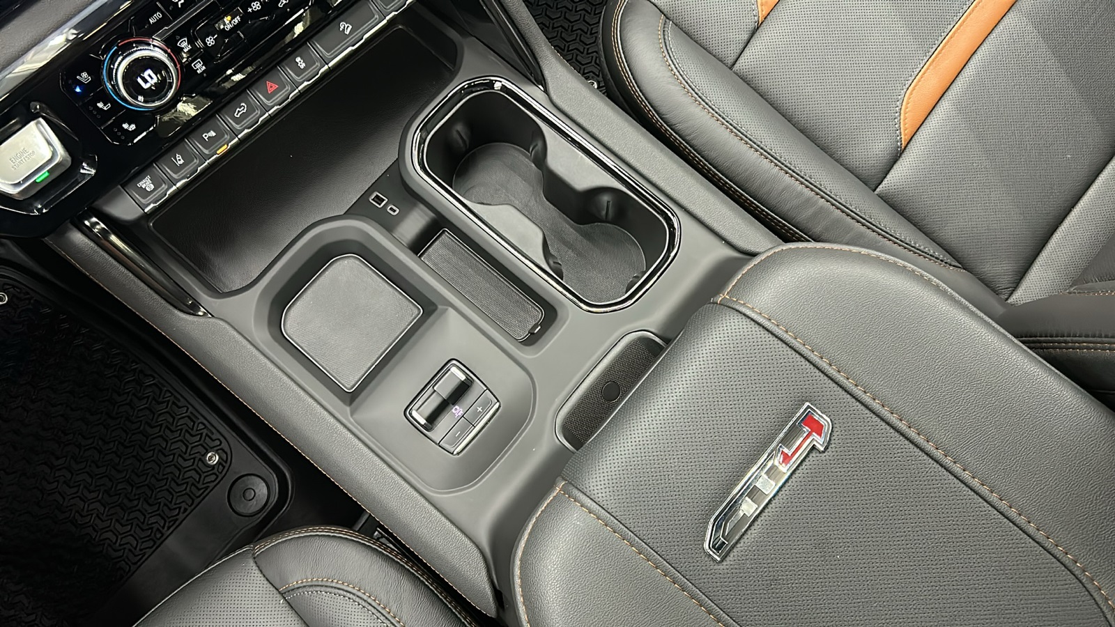 2024 Gmc Sierra HD AT4 photo 23