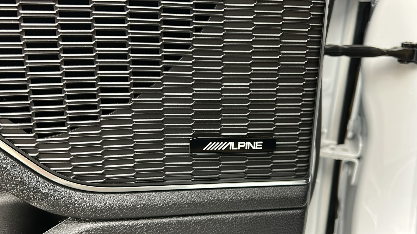 2023 Jeep Grand Cherokee Summit photo 25
