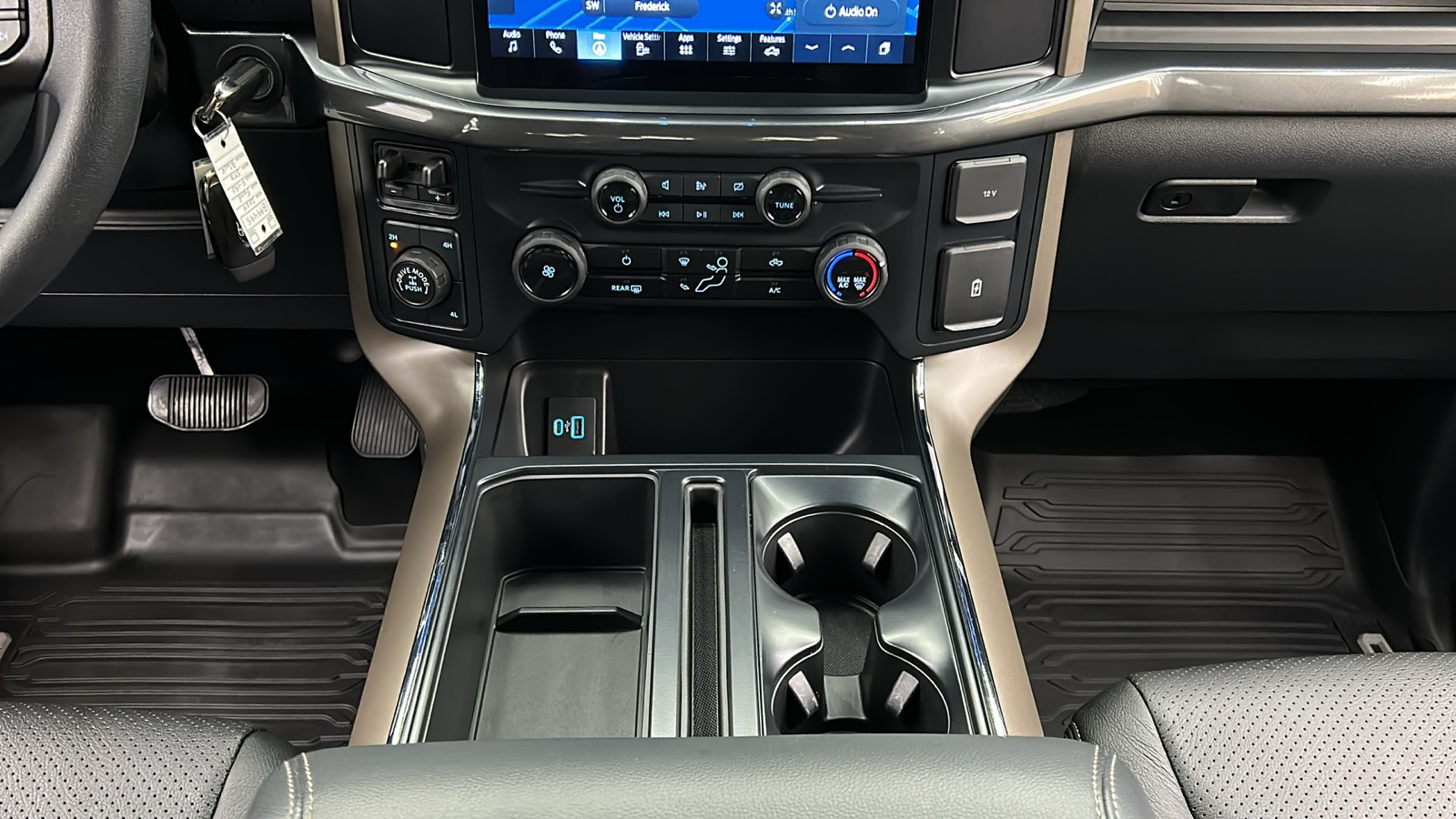 2024 Ford F-150 STX FX4 photo 29