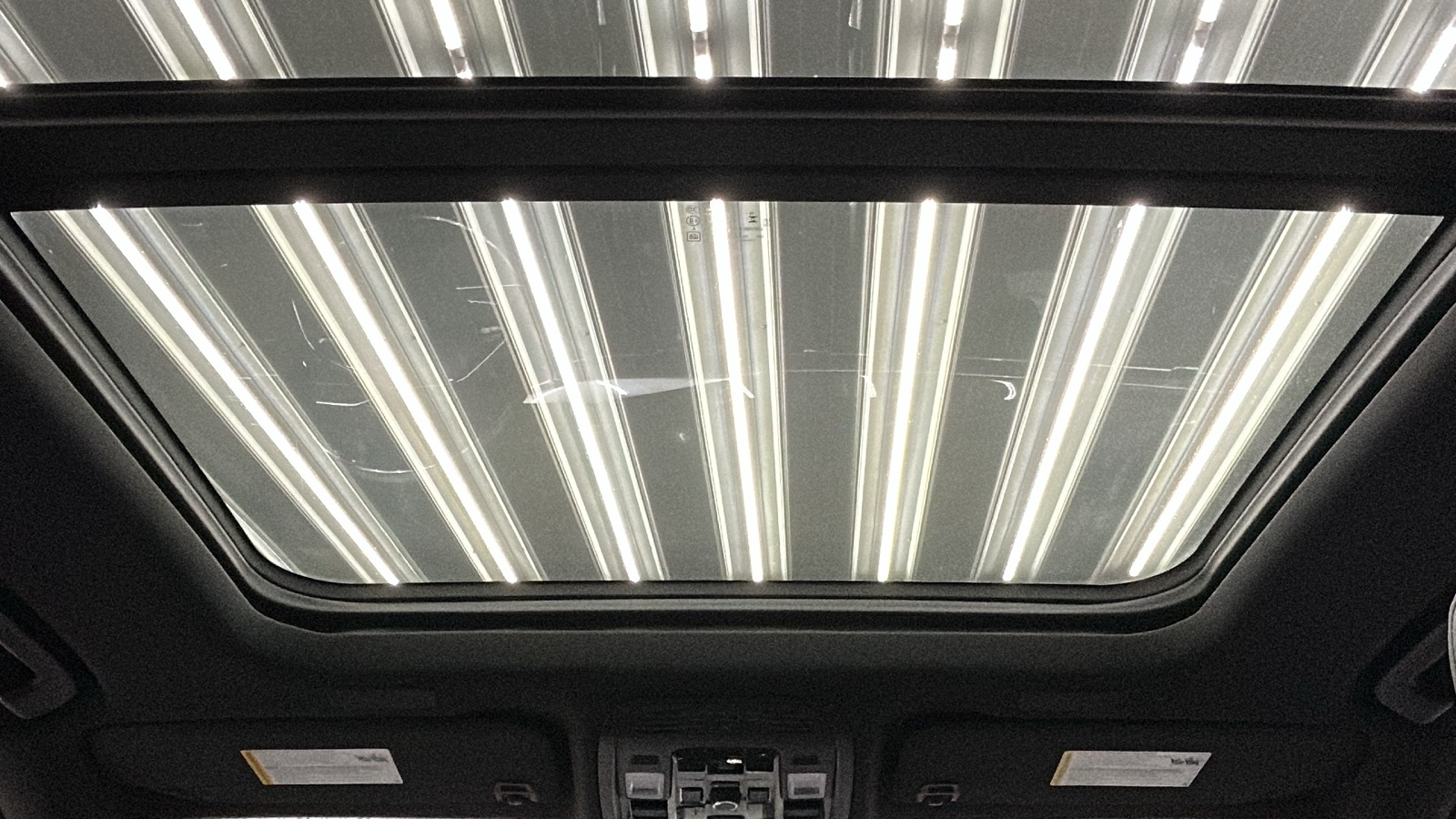 2025 Cadillac Escalade Premium Luxury photo 33