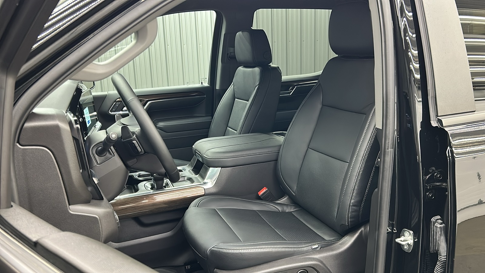 2024 Chevrolet Silverado 1500 LT Trail Boss photo 30