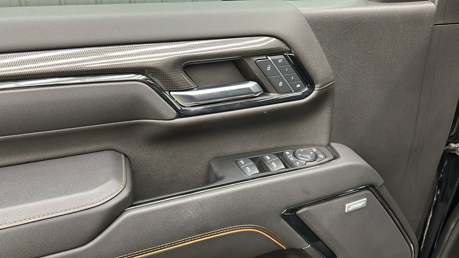 2024 Gmc Sierra HD AT4 photo 28