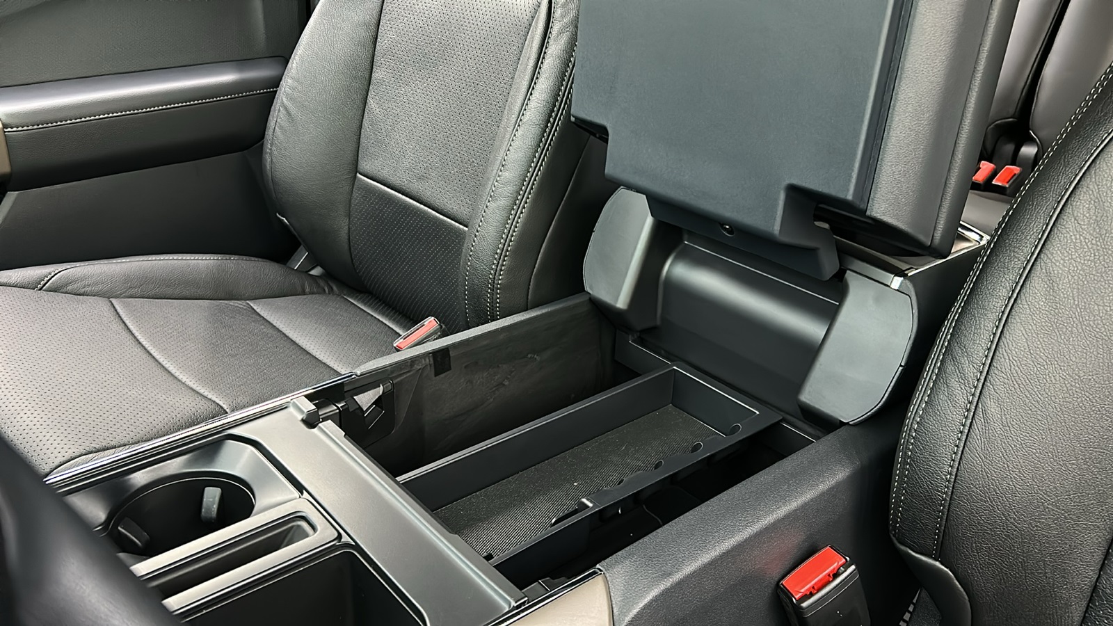 2024 Ford F-150 STX FX4 photo 32