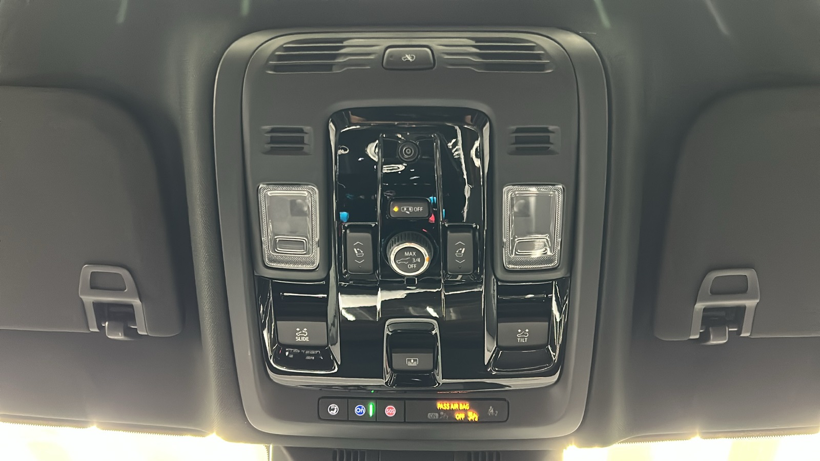 2025 Cadillac Escalade Premium Luxury photo 34