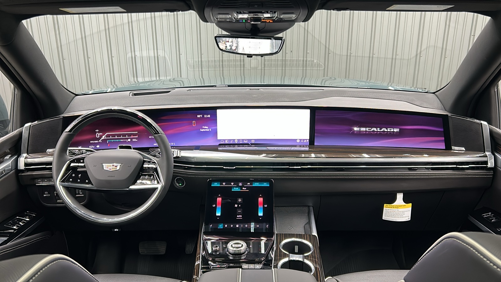 2025 Cadillac Escalade Premium Luxury photo 35