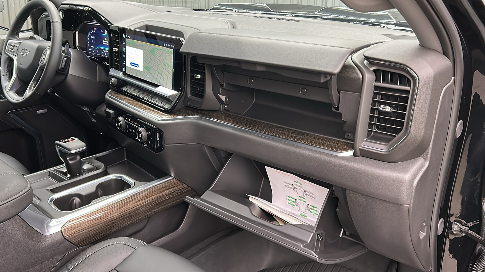 2024 Chevrolet Silverado 1500 LT Trail Boss photo 34