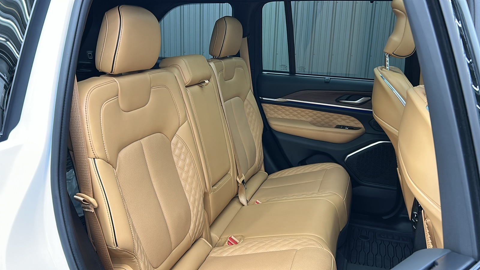 2023 Jeep Grand Cherokee Summit photo 32
