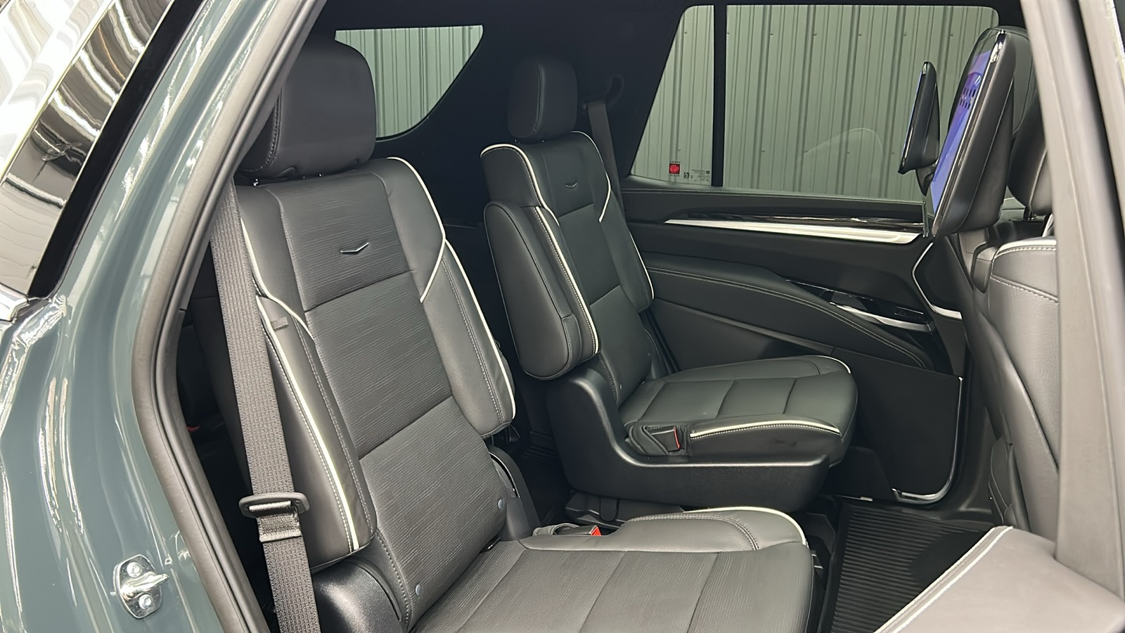 2025 Cadillac Escalade Premium Luxury photo 39