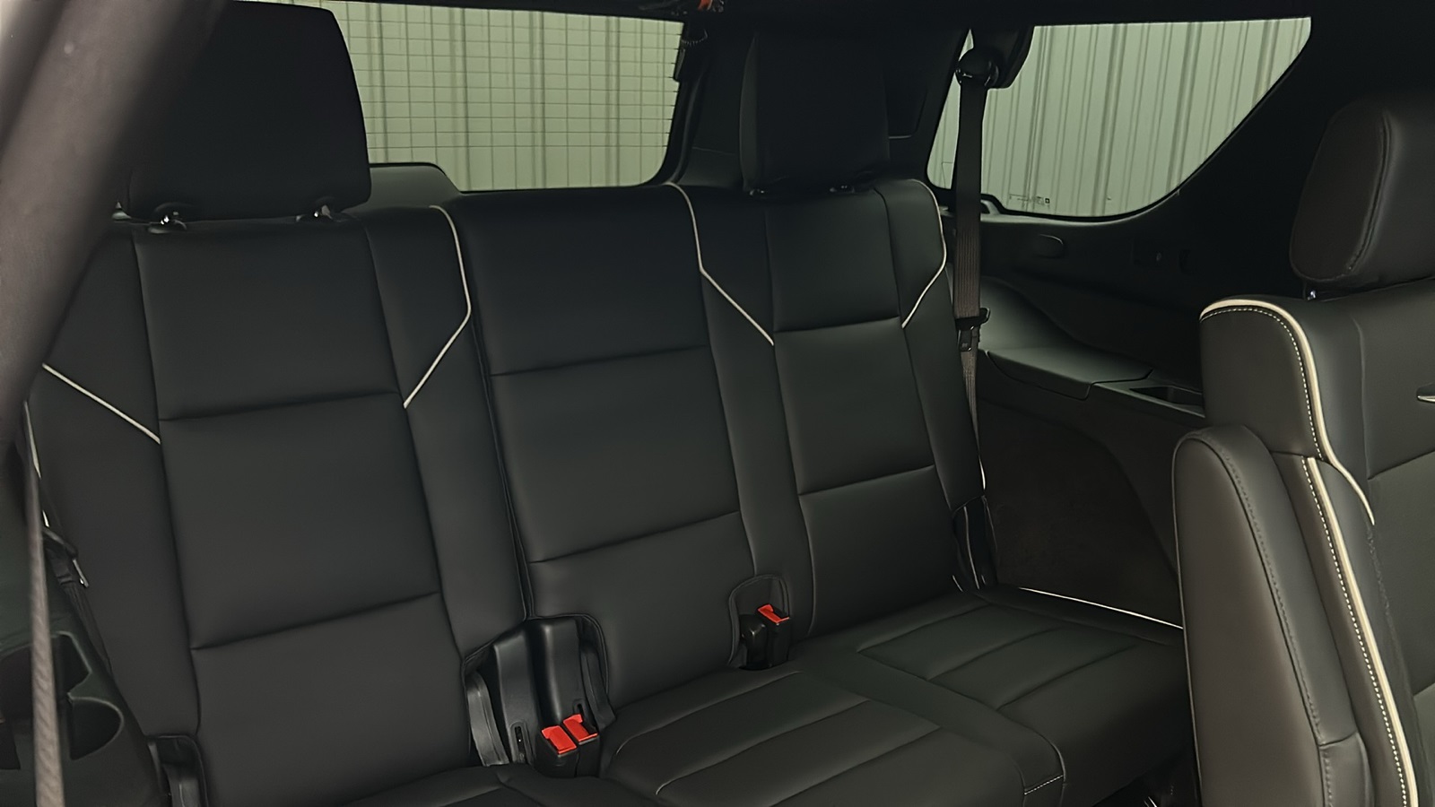 2025 Cadillac Escalade Premium Luxury photo 40