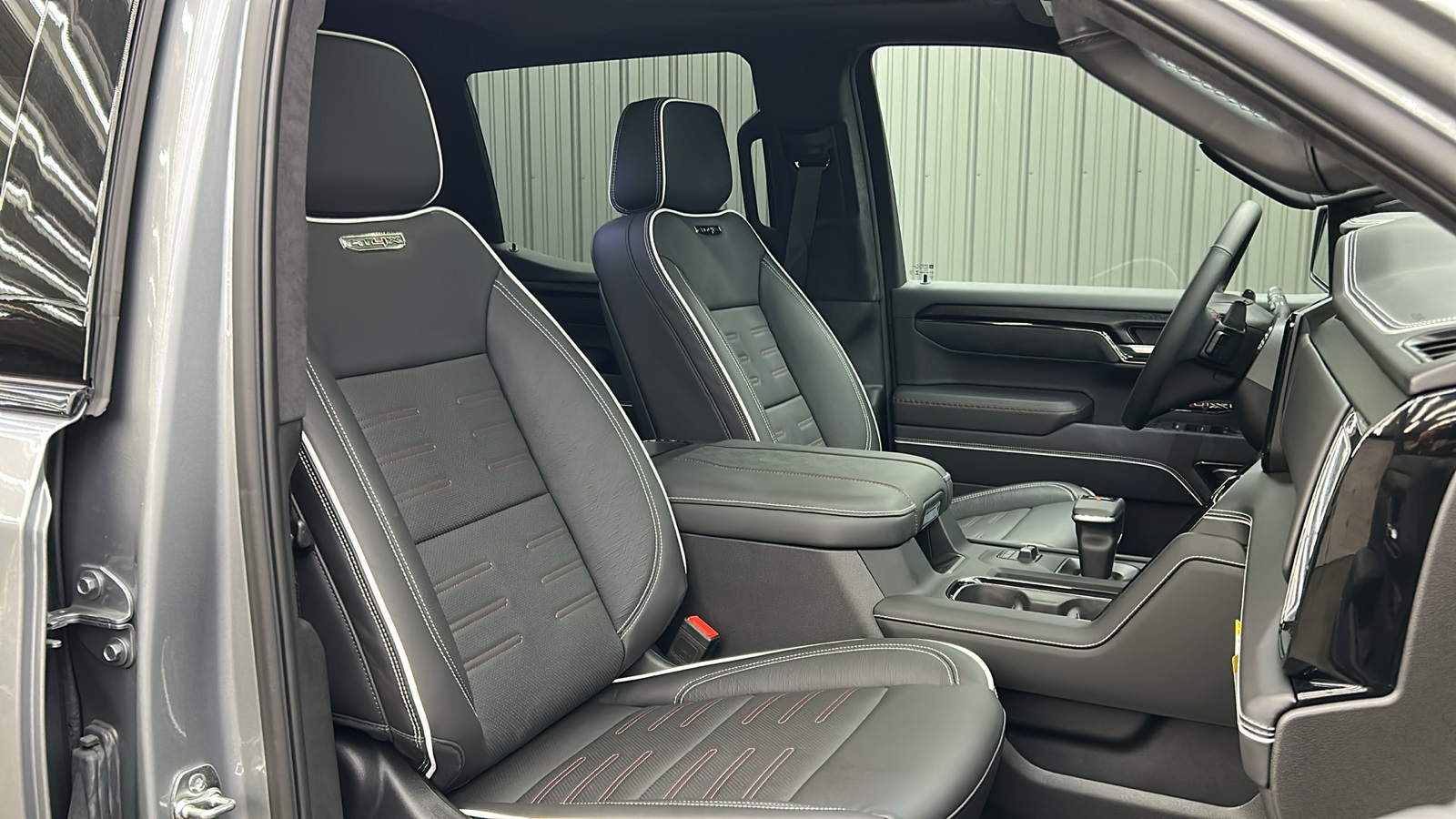 2025 Gmc Sierra 1500 AT4X photo 38