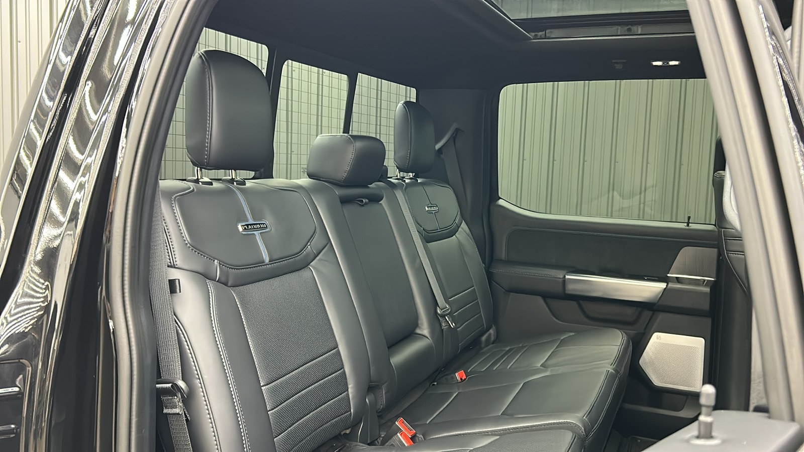 2025 Ford F-450 photo 39