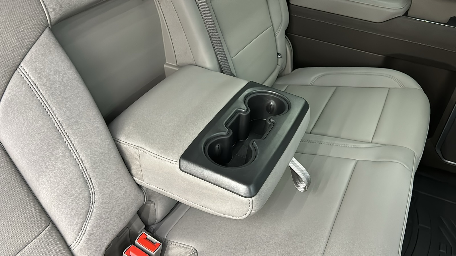 2025 Chevrolet Silverado 1500 LTZ photo 40