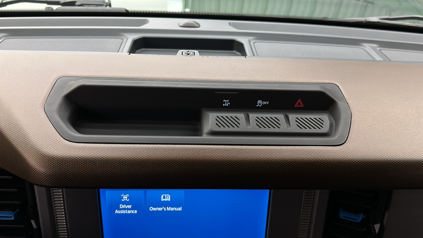 2022 Ford Bronco Outer Banks photo 42