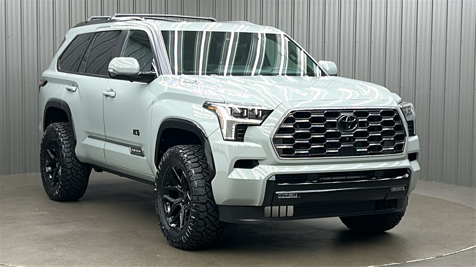 2025 Toyota Sequoia Platinum photo 5