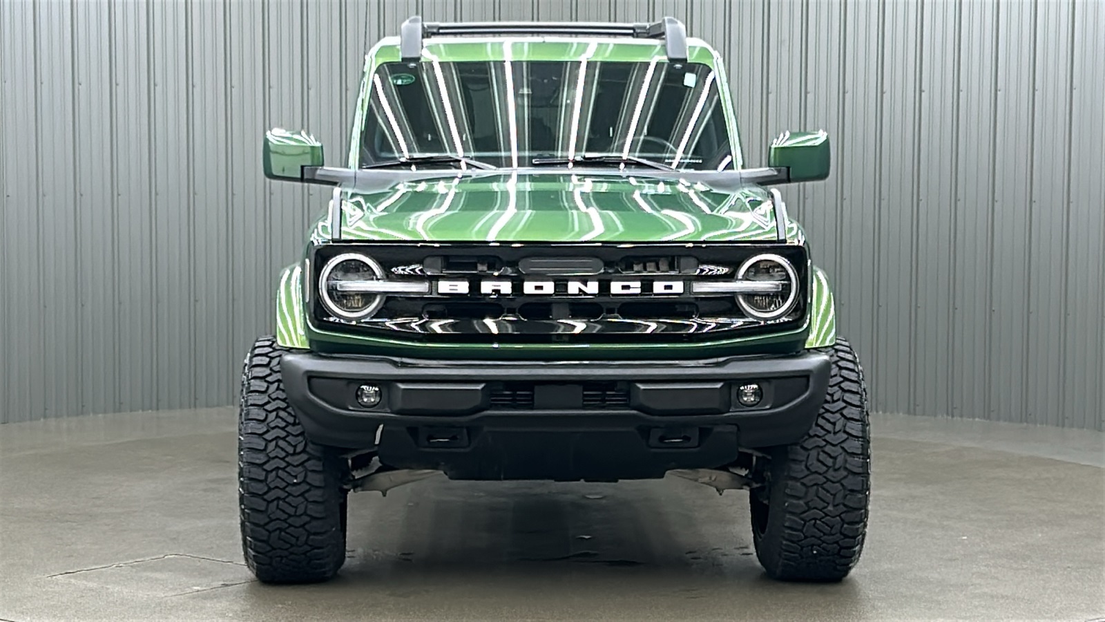 2022 Ford Bronco Outer Banks photo 8