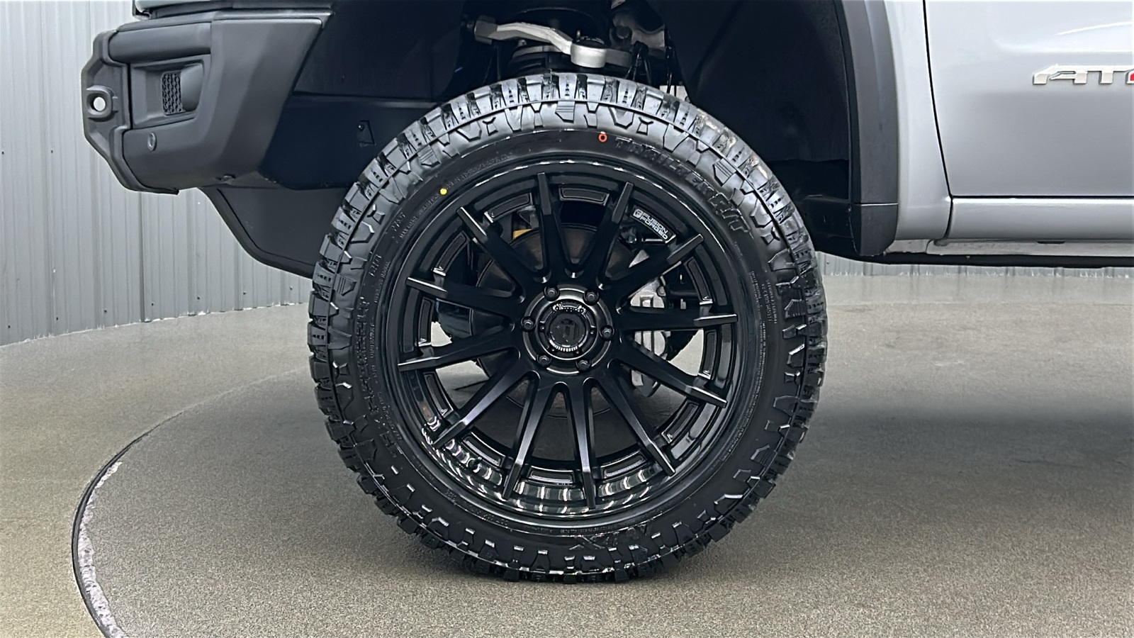 2025 Gmc Sierra 1500 AT4X photo 9