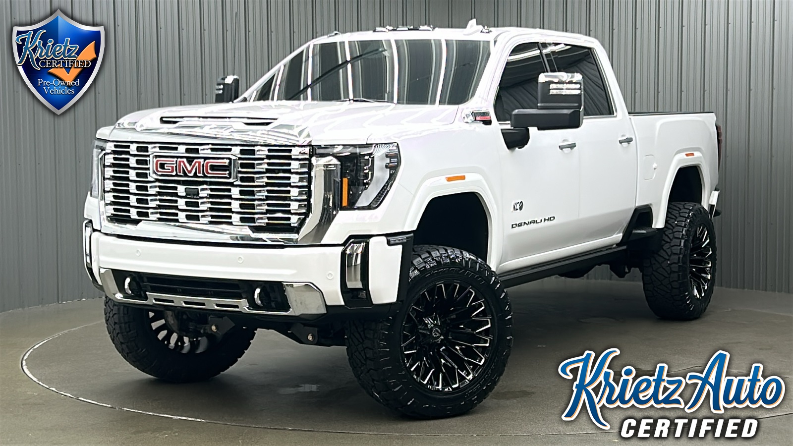 Lifted 2024 GMC Sierra 3500HD Denali Reserve Short Bed w/ Tech & Sunroof
