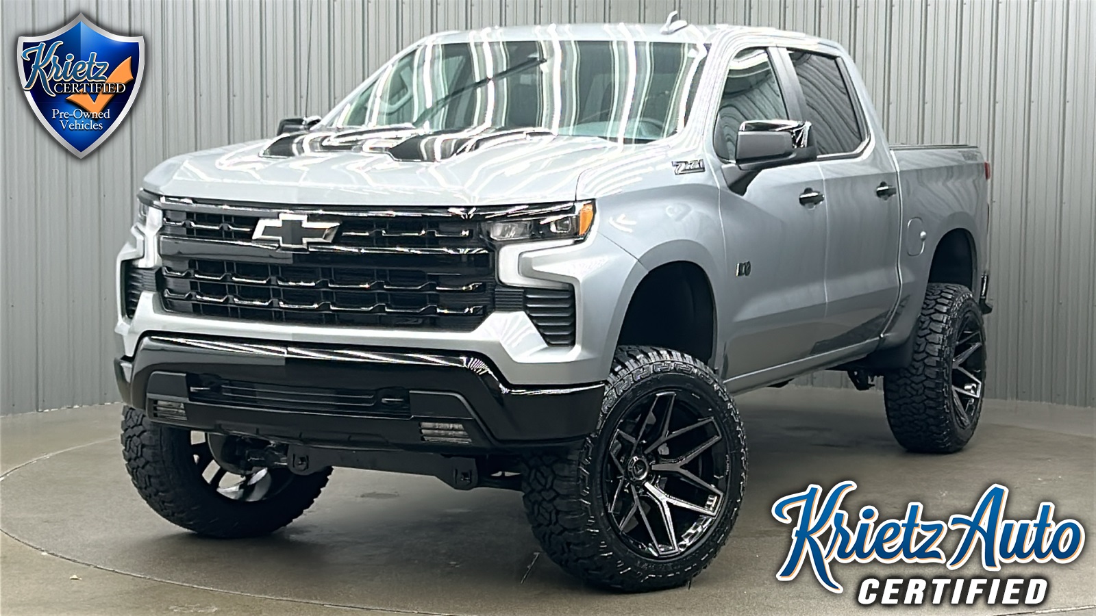 Lifted 2025 Chevrolet Silverado 1500 LT Trail Boss Short Bed w/ Dark Appearance Pkg