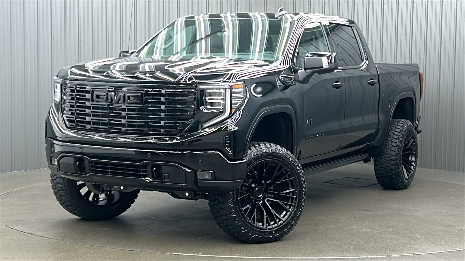 2025 GMC Sierra 1500 Denali's photo