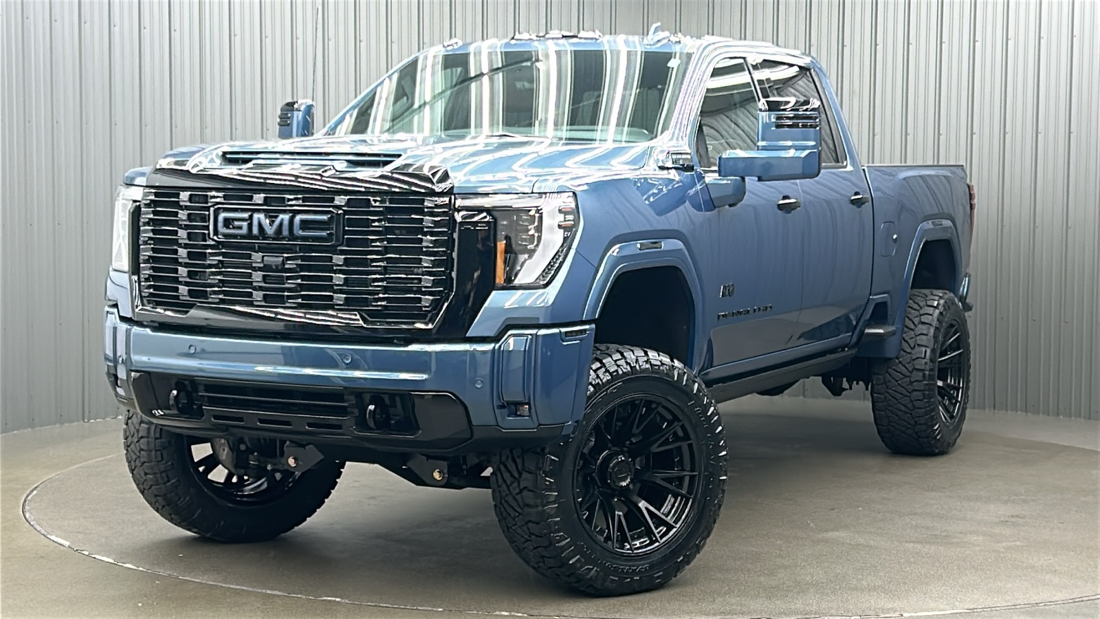 2025 GMC Sierra 2500HD Denali Ultimate's photo