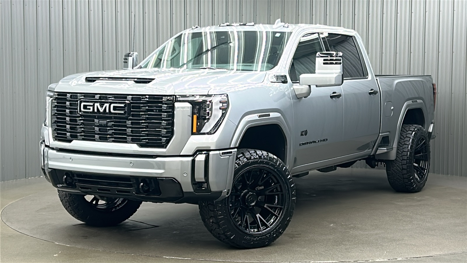 2025 GMC Sierra 3500HD Denali's photo