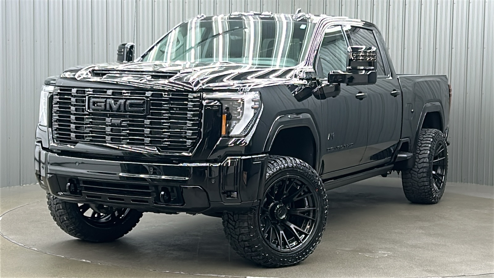 2025 GMC Sierra 3500HD Denali's photo