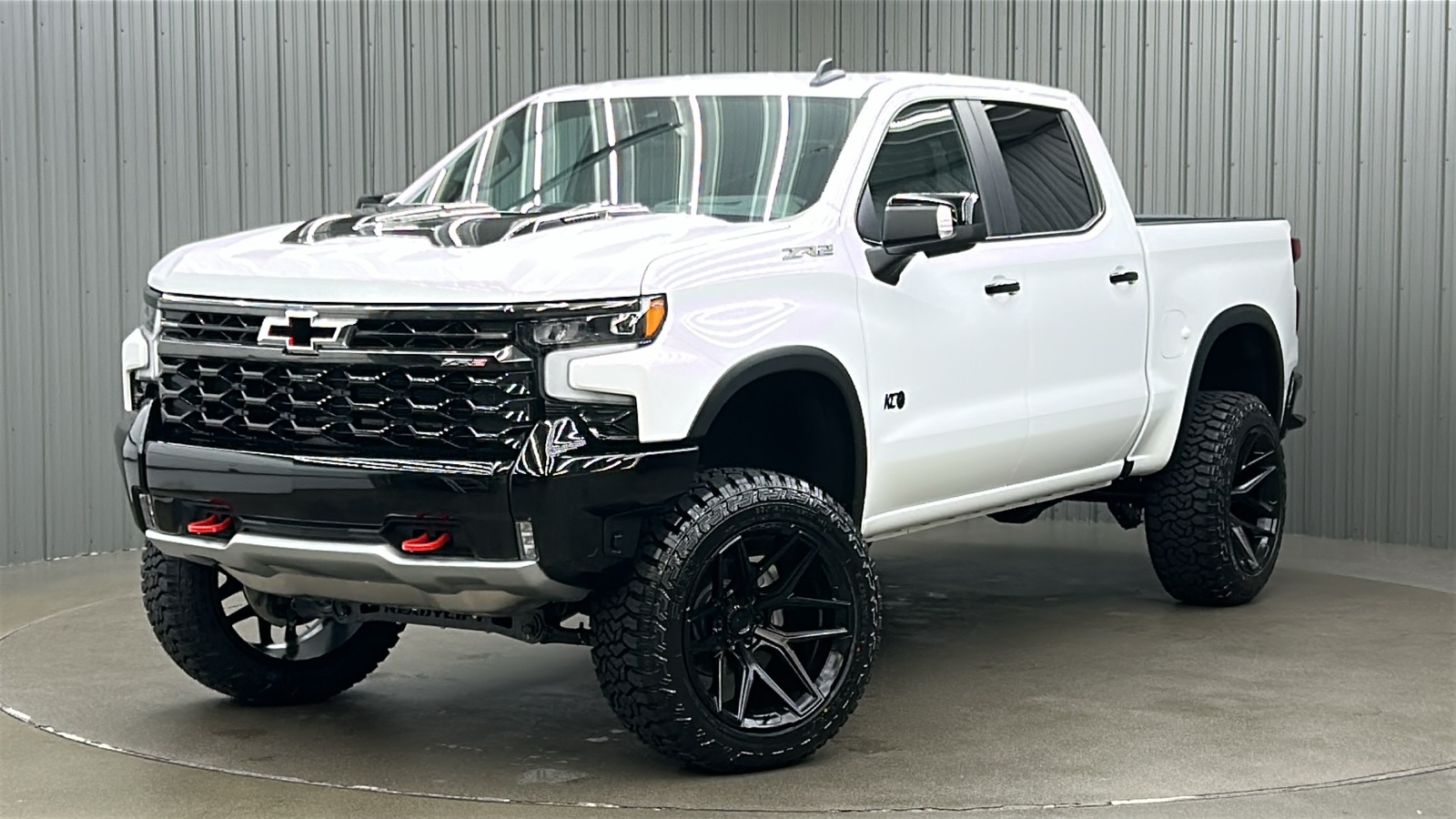 2024 Chevrolet Silverado 1500 ZR2's photo
