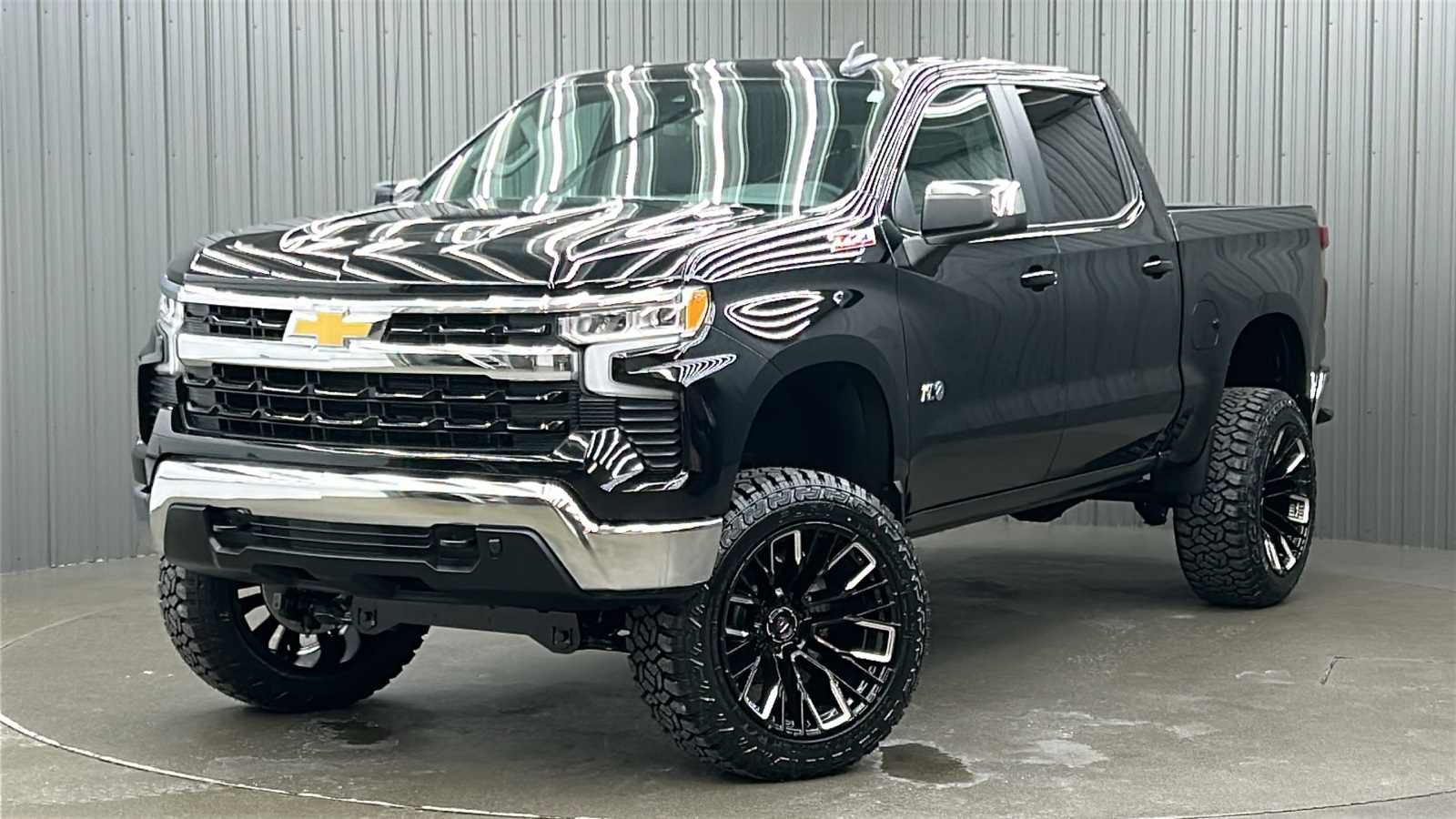 2025 Chevrolet Silverado 1500 LT's photo