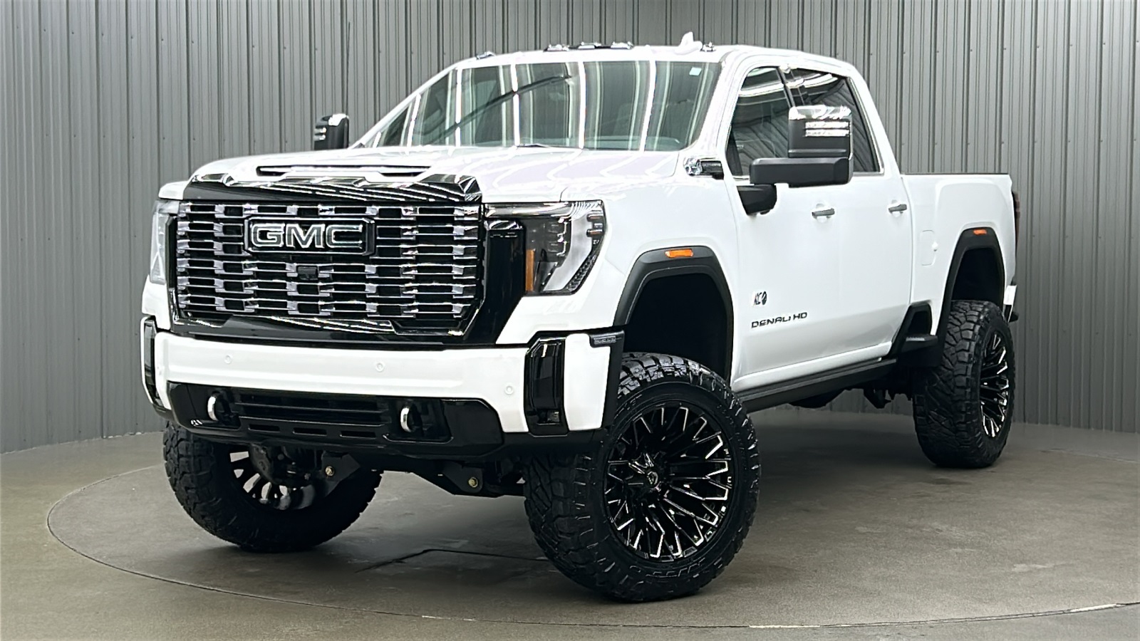 2025 GMC Sierra 3500HD Denali Ultimate's photo
