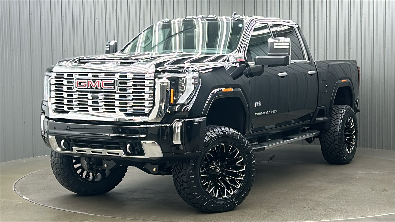 2025 GMC Sierra 3500HD Denali's photo