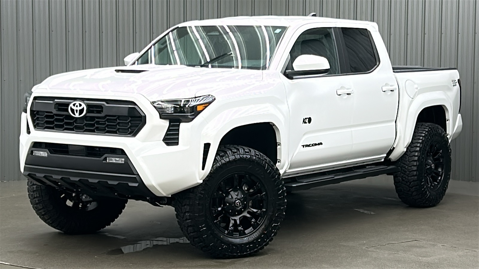 2025 Toyota Tacoma TRD Sport's photo