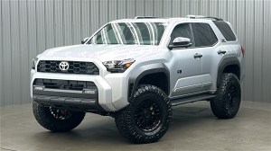 Lifted 2025 Toyota 4Runner TRD Off-Road Premium w/ Tow Tech & Moonroof