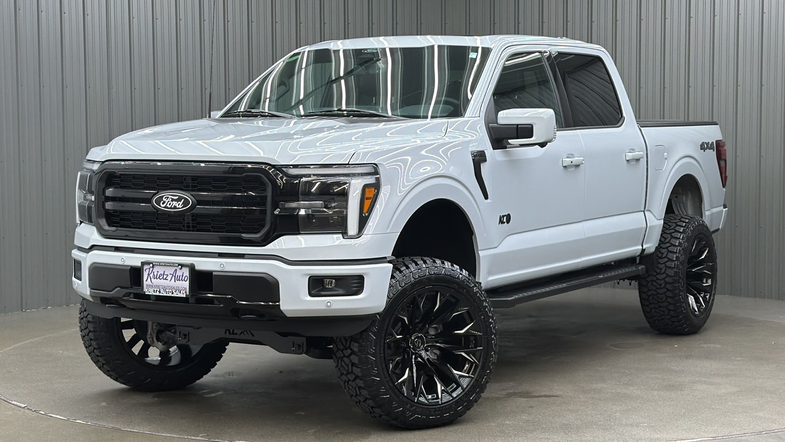 Lifted 2025 Ford F-150 Lariat Black Appearance Pkg Short Bed w/ 501A & Moonroof