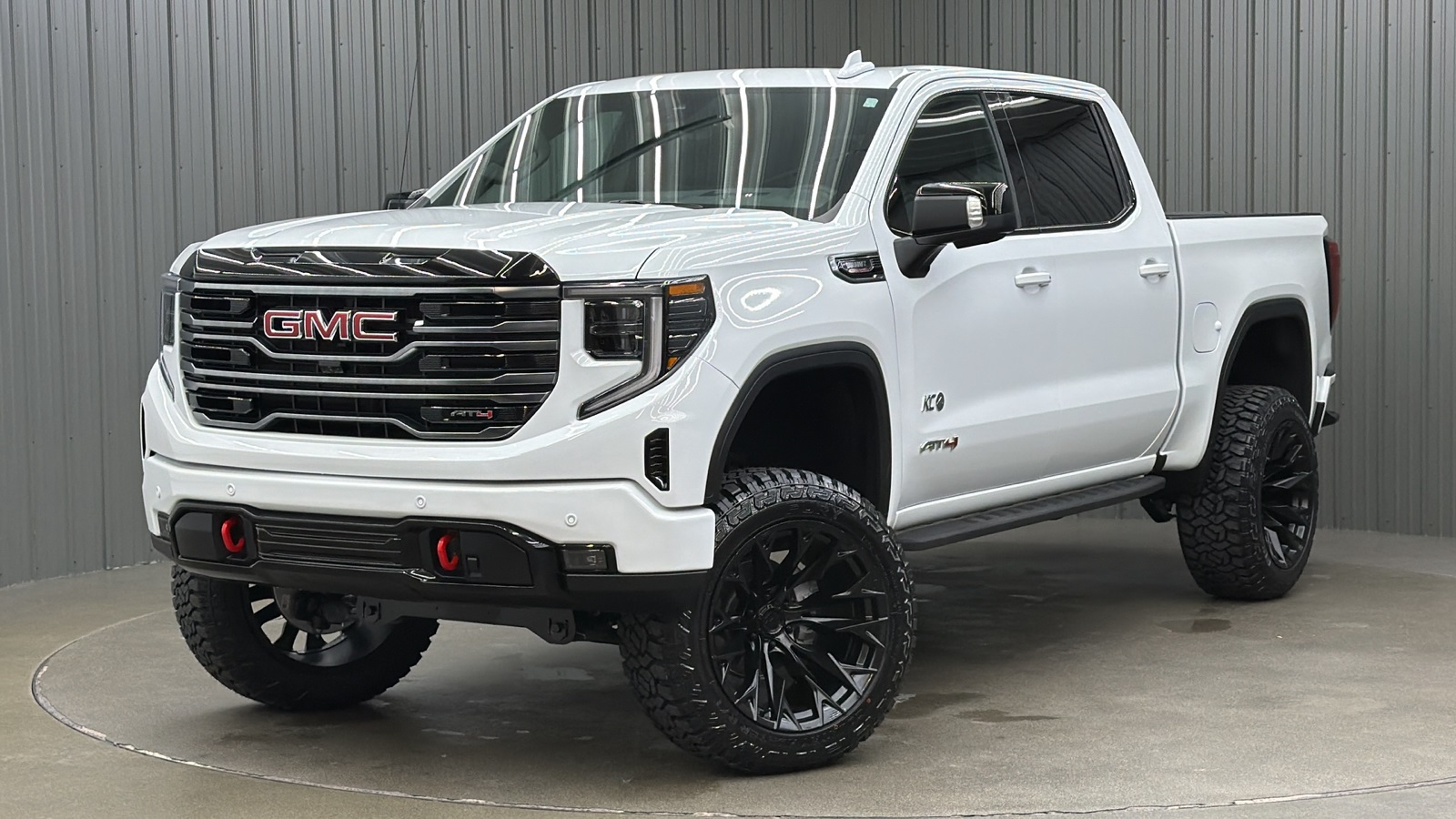Lifted 2025 GMC Sierra 1500 AT4 Premium Short Bed w/ Tech & Sunroof