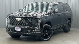 2025 Cadillac Escalade ESV Sport Platinum w/ Air Ride, Rear Media & Moonroof