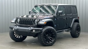 Lifted 2025 Jeep Wrangler Willys 4xe w/ Convenience Group, Tech Pkg, & Hard Top