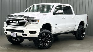Lifted 2024 Ram 1500 Laramie Longhorn Short Bed w/ Level 1 & Moonroof